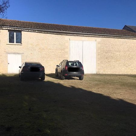 La Maladrie Bed & Breakfast Vouzailles Exterior foto